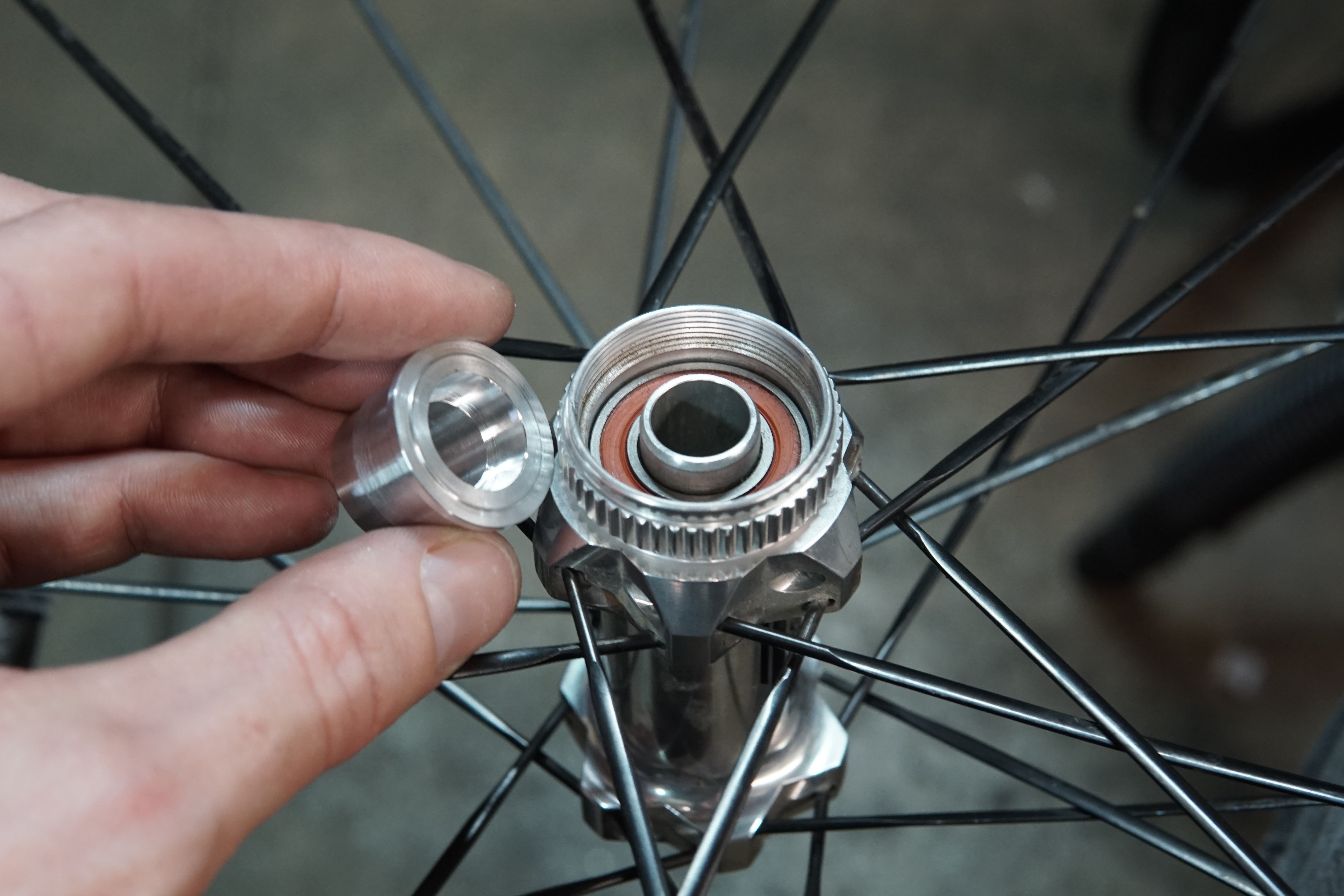 brake side cap next to hub